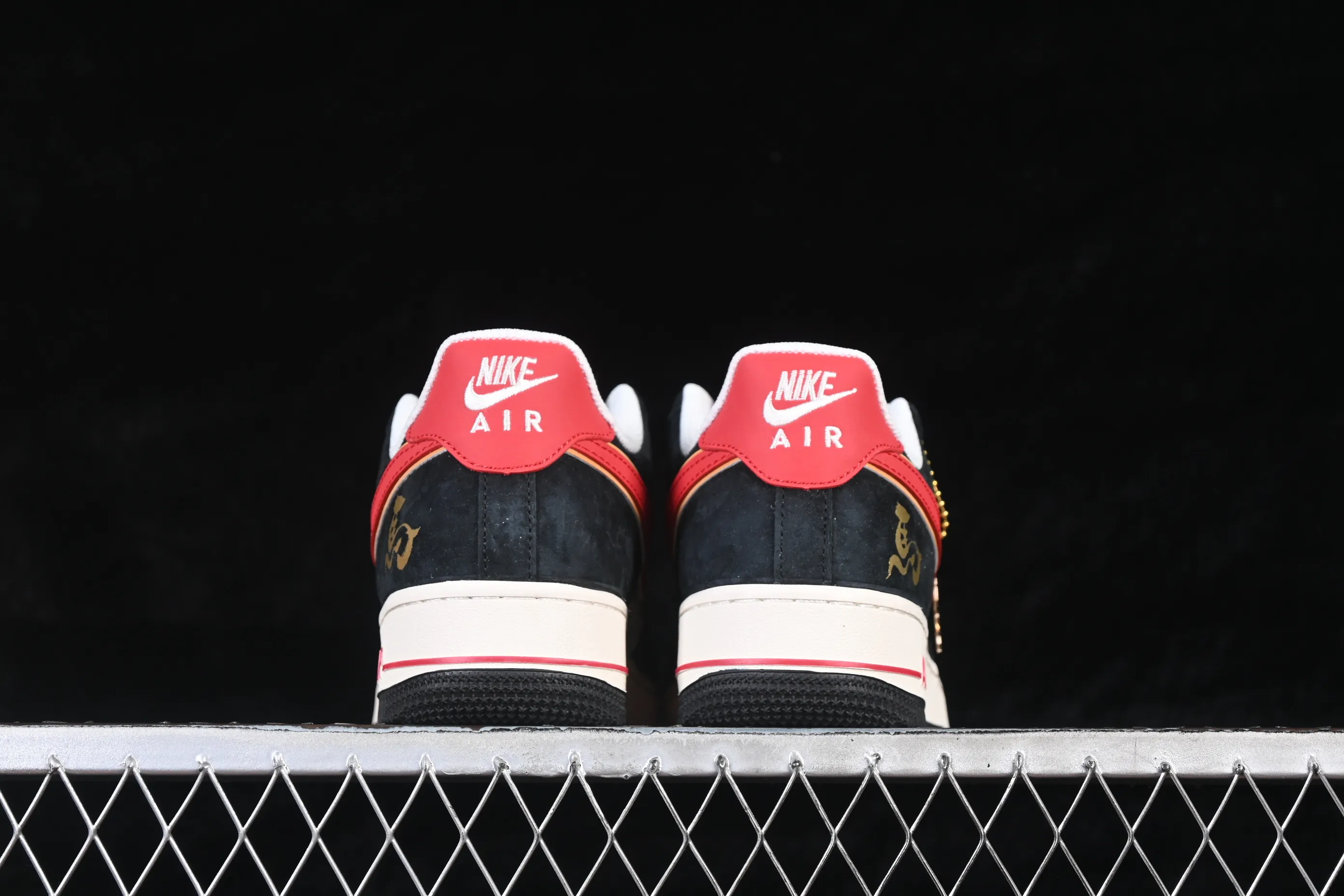 All categories Nk Air Force 1 Air Force series Nk Air Force 1 Low Air Force low-top Nike Air Force 1'07 Low Year of the Horse limited edition Air Force 1 low-top casual sneakers QW5288-132